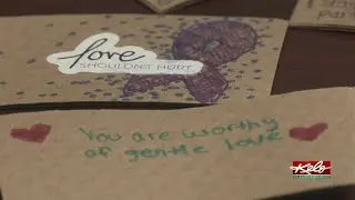 Coffee sleeves raising awareness on domestic violence
