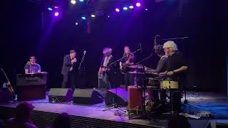 Session Americana :  I Ain&acute;t Living Long Like This