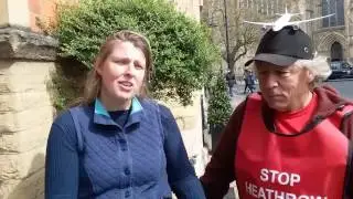 Neil meets Rachael Maskell MP at halfway point on his #walktoscotland