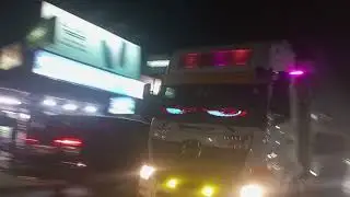 Truk arangi muatn smen 5 unit truk Hno kontainer 4 y unit  truk Hno vs Fuso kontainer raksasa 6 unit
