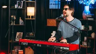 J.R. August - Don't cry (live @ TOP MUSIC DESK)