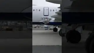 A321 R3 Emergency Door Slide Deployment, May 26, 2021