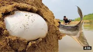 Amazing daily life fishing 🎣 .  Village type new primitive technology hook fishing