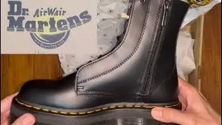 Dr. Martens Jarrick Black 2022 Female Edition