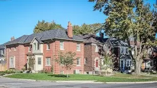 Leaside Real Estate (Braden White - Chestnut Park Real Estate)