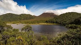 LAGUNA DEL SILENCIO Y AGUAS TIBIAS.
