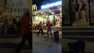 Прогулка Бангла-Роуд