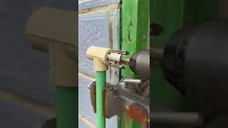 Plastic water pipe internal and external thread cutting tool