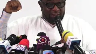 EC officials directing voters to vote for NPP &ndash; NDC