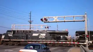 A Southbound Norfolk Southern Train In Sharonville, Ohio