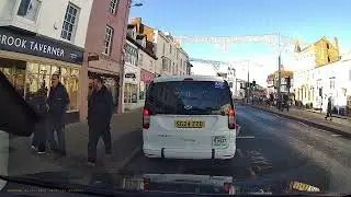 Wolverhampton Licensed Private Hire Illegally Dropping off at the Taxi Rank in Stratford upon Avon