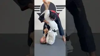 Armbar from closed guard / cl&eacute; de bras depuis la garde ferm&eacute;e en JJB / #bjj #apprendrelejujitsu