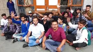 JU students protest for reduction in re-evaluation fee