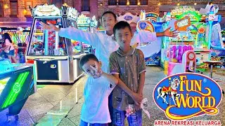 BERMAIN DI FUN WORLD,MAIN BOLA BASKET,NAIK ODONG-ODONG,BONEKA CAPIT,MAIN GAME.SERU BANGET