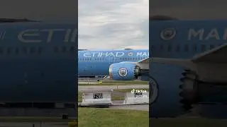 Etihad man city ￼ plane