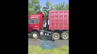 Spintires: MudRunner - Truck almost stuck on giant speed bump#mudrunner  #simulation #truck #shorts
