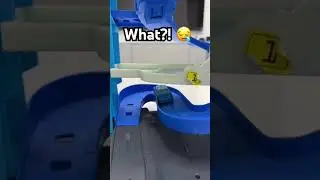Easy track? Watch these Hot Wheels struggle! 😳🚗 #HotWheelsChallenge #hotwheels #hotwheelstrack