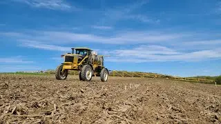 Spraying cover crops and planting corn! 🌽