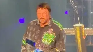 I do not own the music but this is Another video I took of KC and the Sunshine Band at Riverspirit 