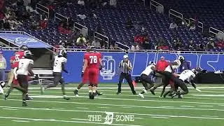 Cass Tech 2025 DE/TE John Baker sack vs. Toledo Central Catholic (OH)