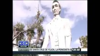 Abandonado se encuentra monumento a Francisco Morazán en La Trinidad, Sabanagrande