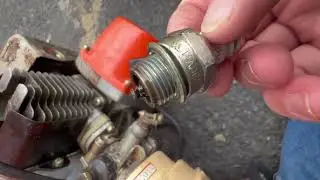 Can we get it running? Mystery echo backpack leaf blower pb 202 that was $35