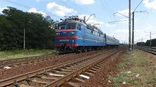 ВЛ60пк-2251 с пригородным поездом №6001 П'ятихатки &mdash; Знам'янка-Пас.
