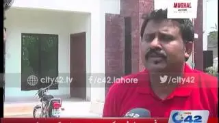 42 Breaking: Corrupt govt. officer caught red handed