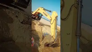 #jcb work at water 💧💧💧💧💦#water #works #excavator