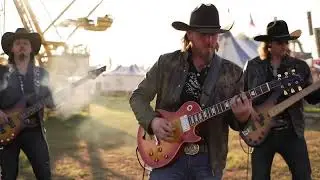 Country Rock Journey &ndash; Dusty Highways & Outlaw Soul Inspired by Lynyrd Skynyrd