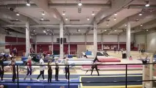 Truppgymnasternas liv med träning och gemenskap inom Sundsvallsgymnasterna.