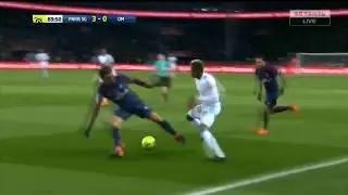 CLINTON NJIE // Eliminaton de 3 d&eacute;fenseurs du PSG