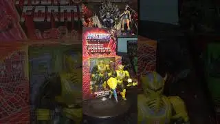 MOTU TRANSFORMERS ORIGINS BUMBLEBEE ARMOR MAN AT ARMS #heman #motucollector