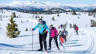 Hallingspretten: Folkets skirenn og en folkefest p&aring; &Aring;l