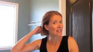 30 Second Morning Updo