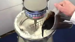 CREAM KING ECO 3.0 and Delice Cream (Hagesana Cream Whipping Machine)