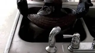 How to Dye a Tilley Hat in Minutes