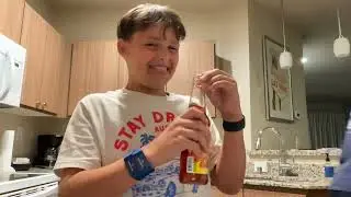 Trying bacon soda 🤢🤮