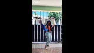 La poderosa bailando estilo dominicano