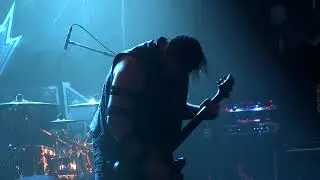 RAVEN - Rock Until Your Drop ...... @ PARIS - La Machine Du Moulin Rouge - Dec. 13, 2017