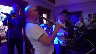 Oberkrainer Kameraden / Pajdaši - Ob slapu / Am Wasserfall