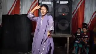 বিয়ে বাড়ীতে ভীড়ের মাঝে ডান্স পার্টি 😯😯😯