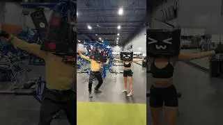 TITAN SPEAKER MUSCLE MAN X TV WOMAN