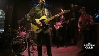 Gato Mojado en directo en Cotton Club Bilbao  intro + La Fina le&ntilde;o cover