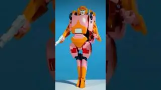 Takara Tomy Missing Link C-07 Arcee (Prototype Deco) in-Hand Images Official