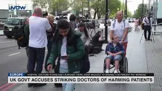 UK govt accuses striking doctors of harming patients