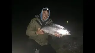 Night Fishing The Twizel Canals With GLOWING Lures.