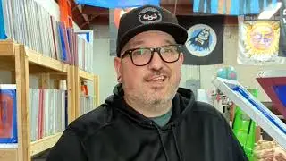 Showing kids and parents creative jobs: Screen Printing