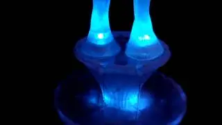 AVON - Luminous Acrylic Ice Sculpture Christmas Angel Water Fountain For Dept 56
