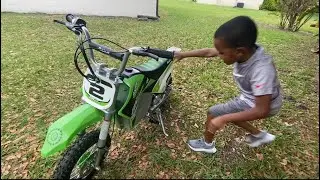 RAZOR SX500 ELECTRIC DIRTBIKE TUTORIAL & LIVE DEMONSTRATION ROAD RIDE! BIKE WALK AROUND & REVIEW!!!
